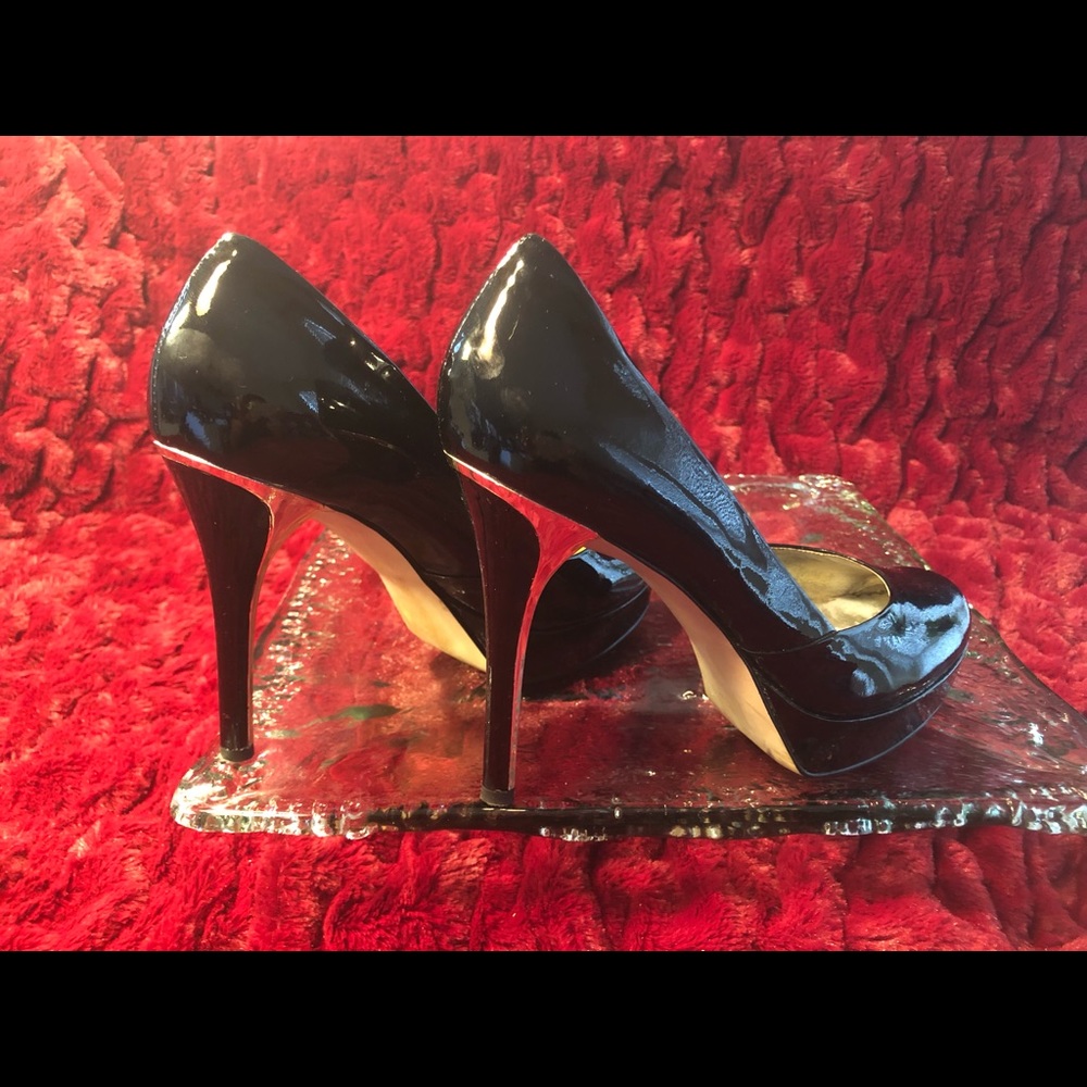 Guess pumps 👠👠